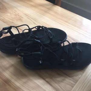 Teva Voya infinity sandals